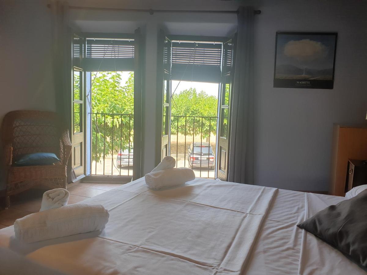 Apartaments Rurals Ai Manyac San Miguel de Cruilles Ngoại thất bức ảnh